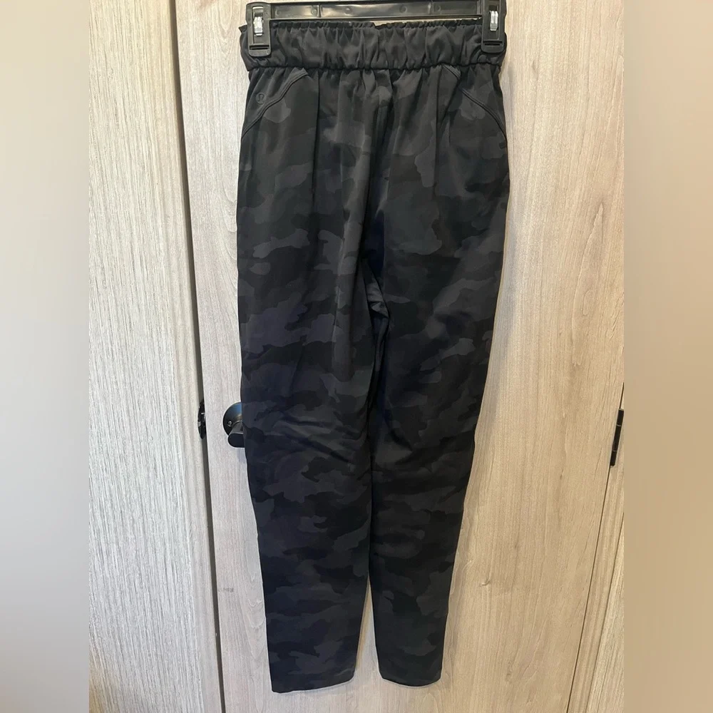Lululemon Keep Moving Pants Joggers Black Camo 2 Lulu Pants - Picture 8 of 11